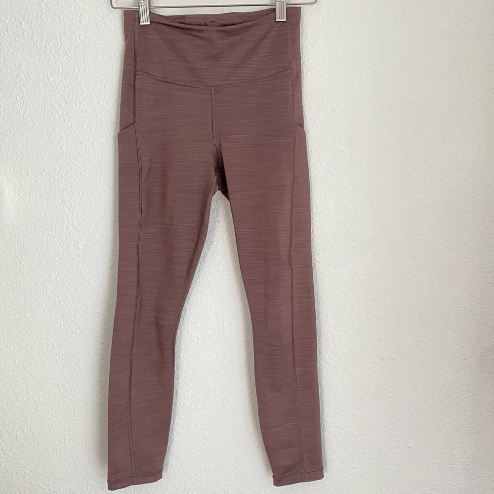 Athleta mauve pink 7/8 high waist ultimate stash pocket leggings, size XS